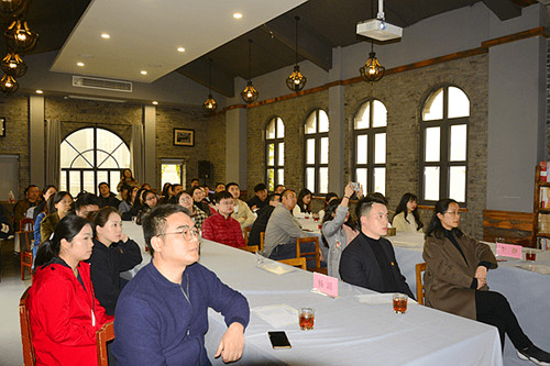 514191dc54af415ab4d9b4b54e713592_副本.jpg