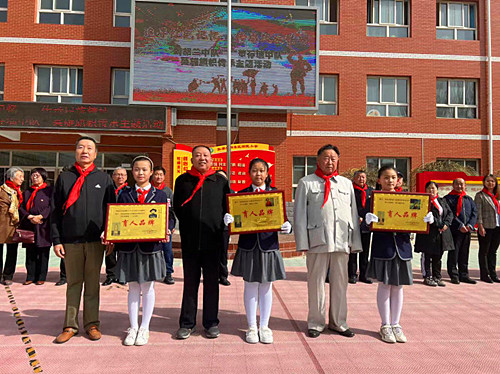 微信图片_20230419214108_副本.jpg